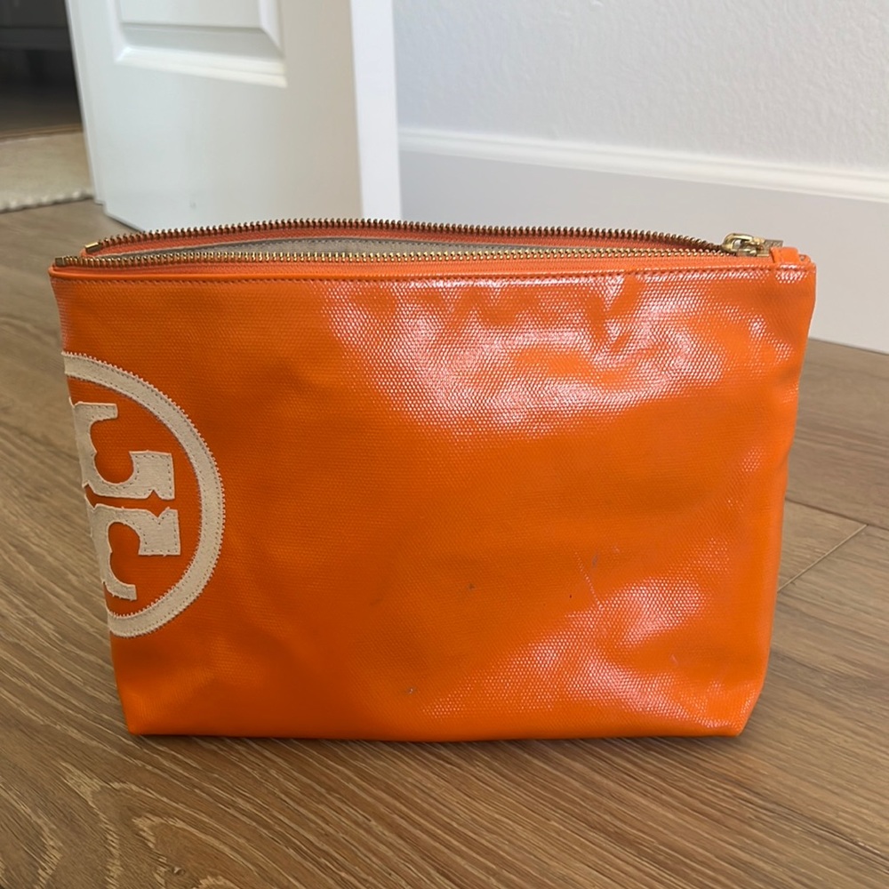 Tory Burch makeup bag